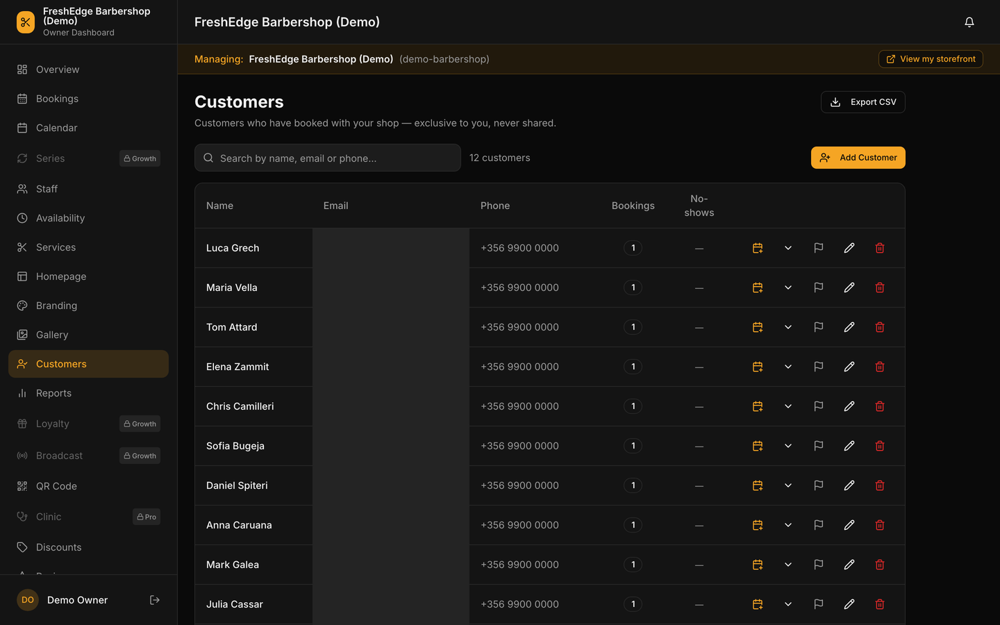 The customer list, showing each client's name, phone, number of bookings and no-show count, with a search box and a button to export the whole list to CSV.